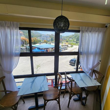Clock Inn Backpackers Hostel Tanah Rata Ngoại thất bức ảnh